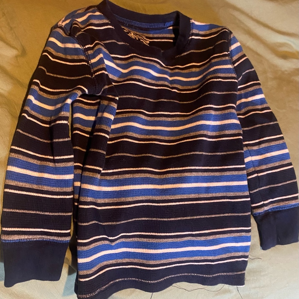 Boys 3T Long Sleeve shirt
